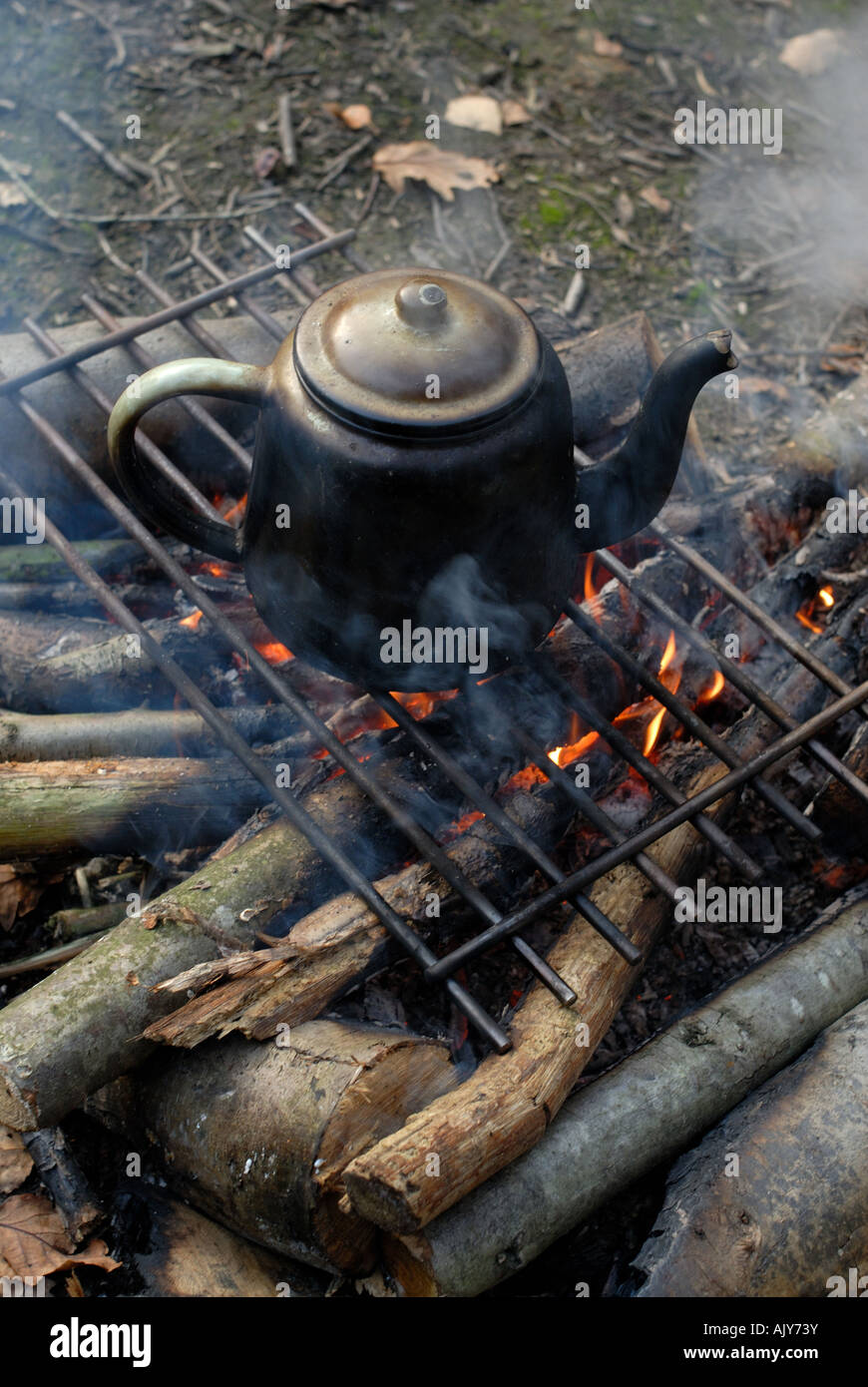 Sussex November 2007 Kettle on wood fire Stock Photo Alamy