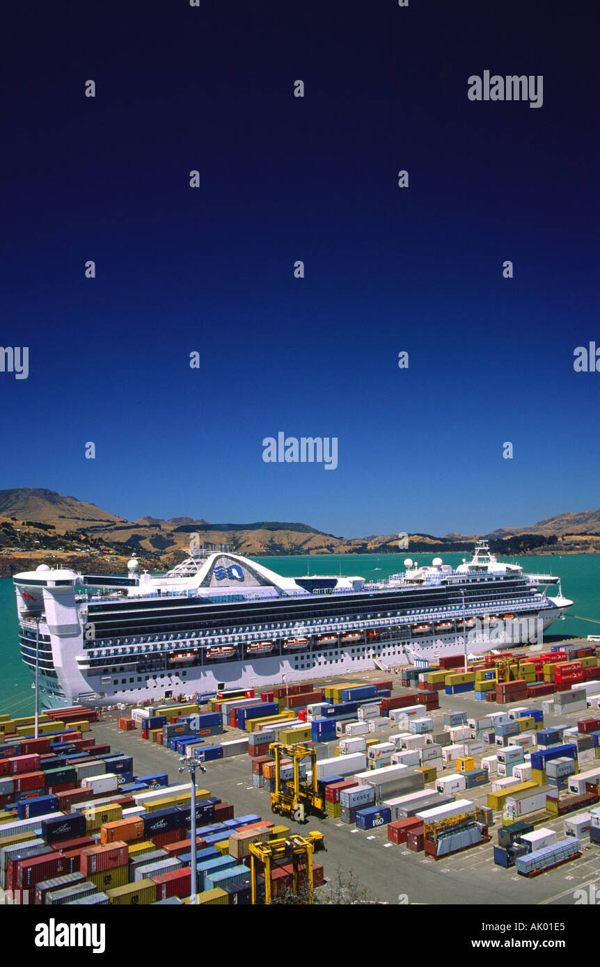 Lyttelton Cruise Ship High Resolution Stock Photography And Images Alamy
