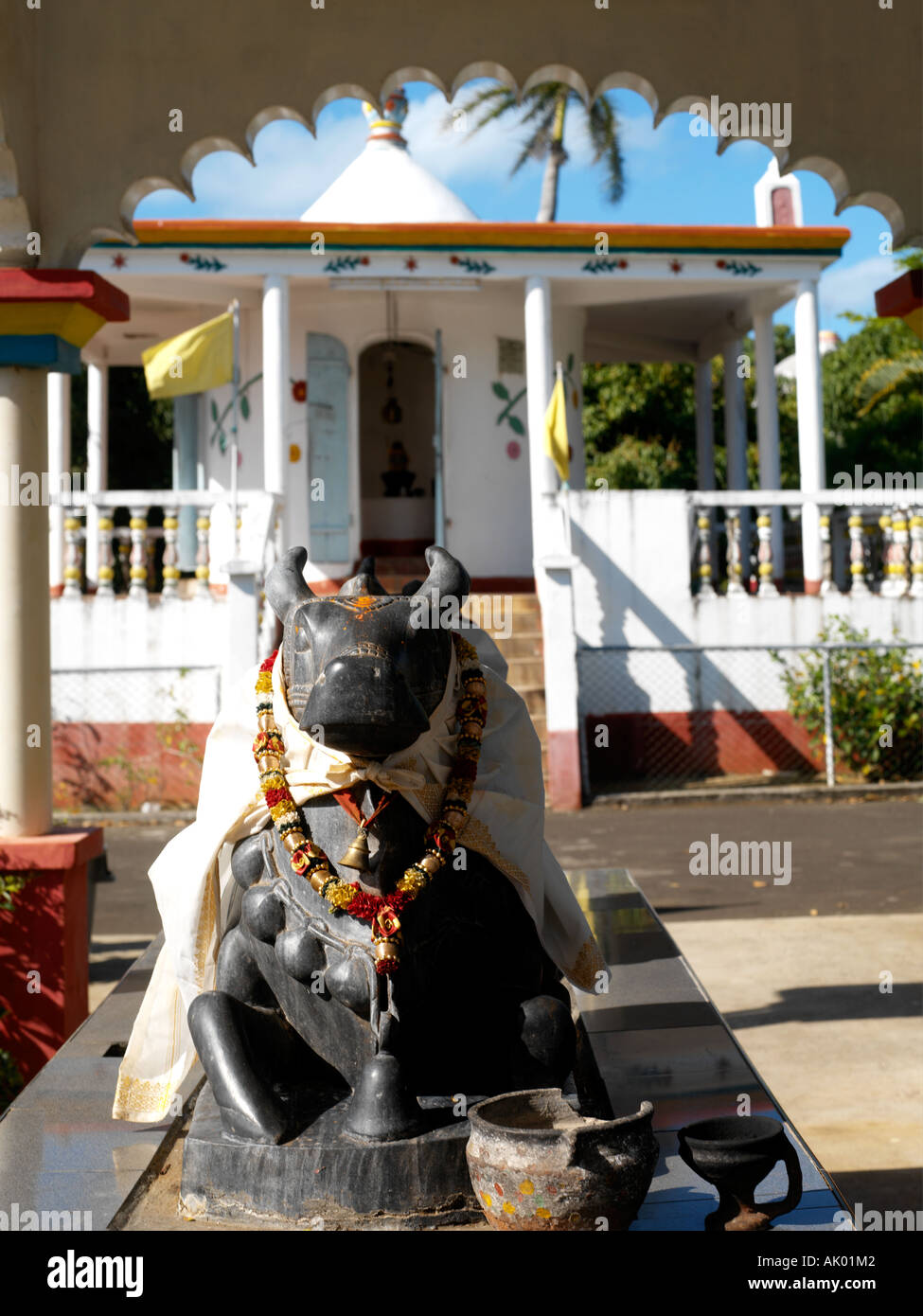 Triolet Mauritius Maheswarnath Temple Statue of Nandi Stock Photo