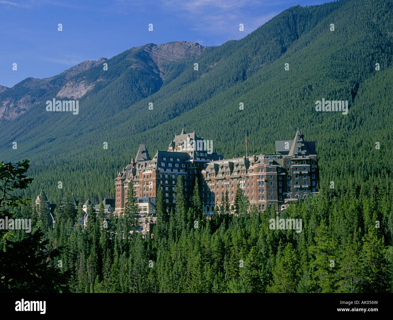 A view of the famous Fairmont Banff Springs Hotel in Banff Canada Stock ...