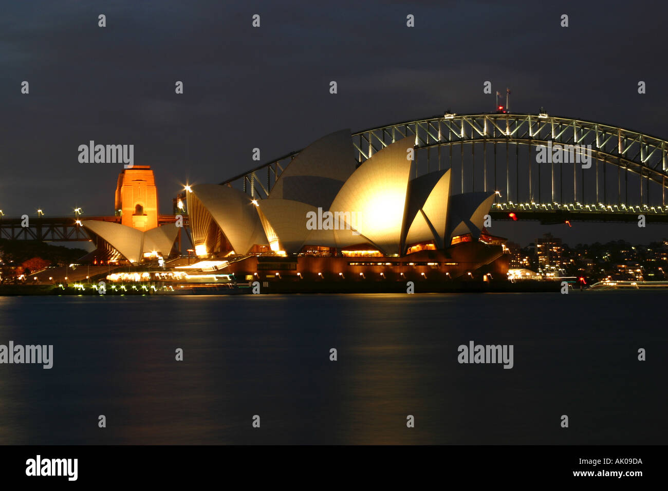 Sydney Opera House Night view Stock Photo - Alamy