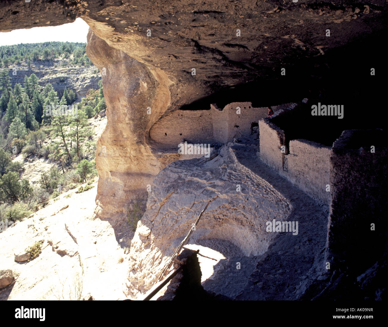 Mogollon indian hires stock photography and images Alamy