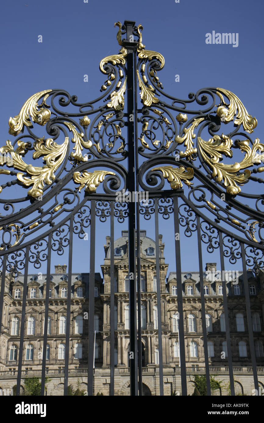 UK England County Durham,Barnard Castle,The Bowes Museum,1869 French style chateau,European art collection,gate,UK071005021 Stock Photo