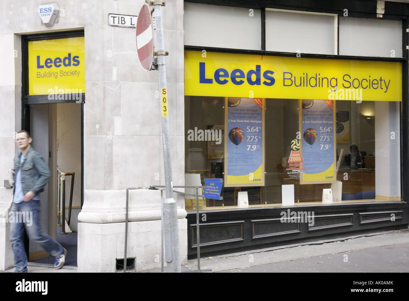 England United Kingdom UK,Great Britain British  English,Lancashire,Manchester,Albert Square,Leeds building  Society,remodeling,under new construction s Stock Photo - Alamy