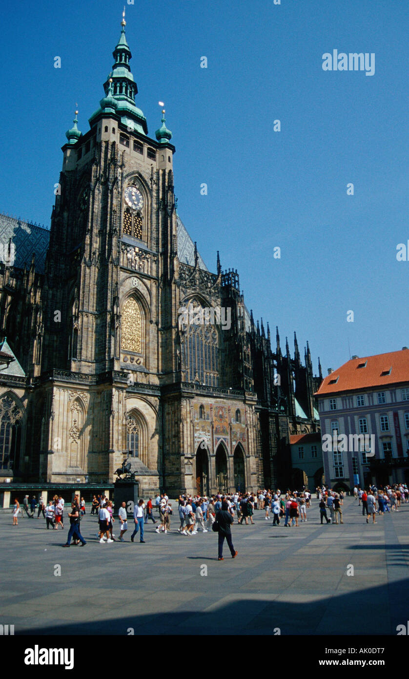  St. Vitus Cathedral Stock Photo - Alamy Illustration 