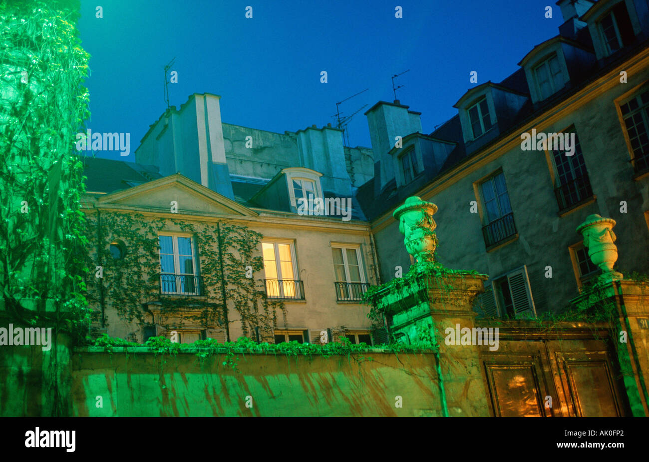 Castle st germain hires stock photography and images Alamy