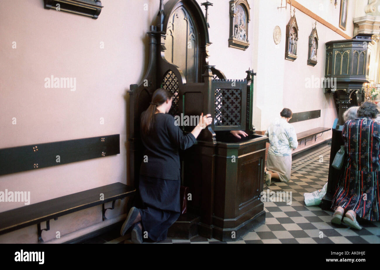 Confessional box / Vilnius / Beichtstuhl Stock Photo Alamy