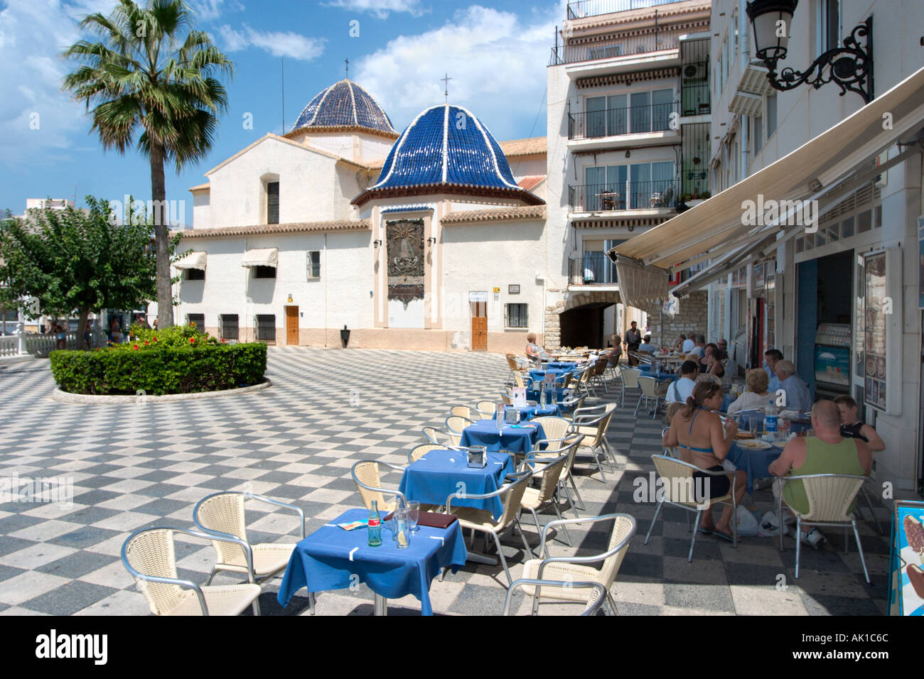 Pavement cafe in the Old Town, Benidorm, Costa Blanca, Spain Stock Photo