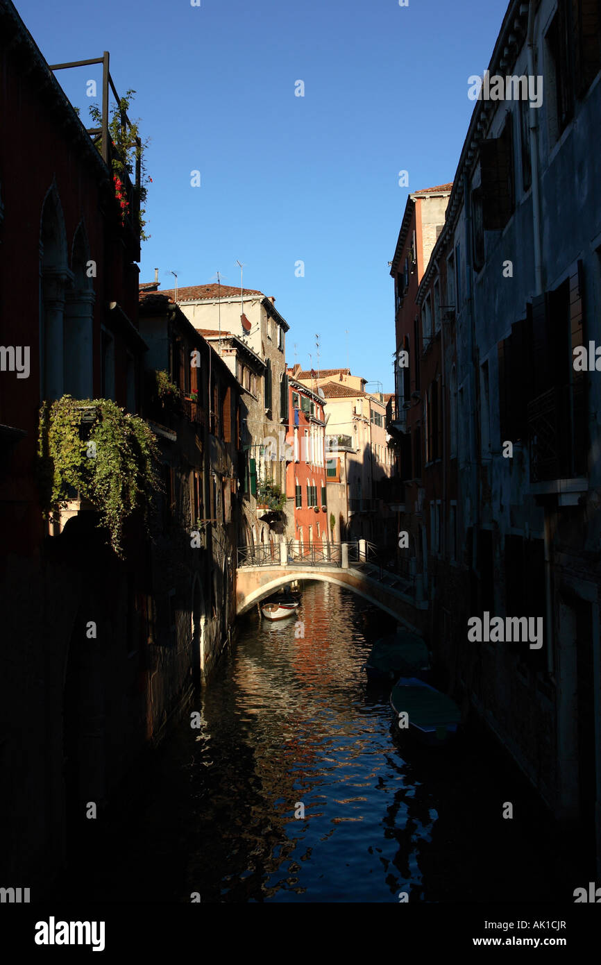 Bridge in venice by canaletto hi-res stock photography and images - Alamy