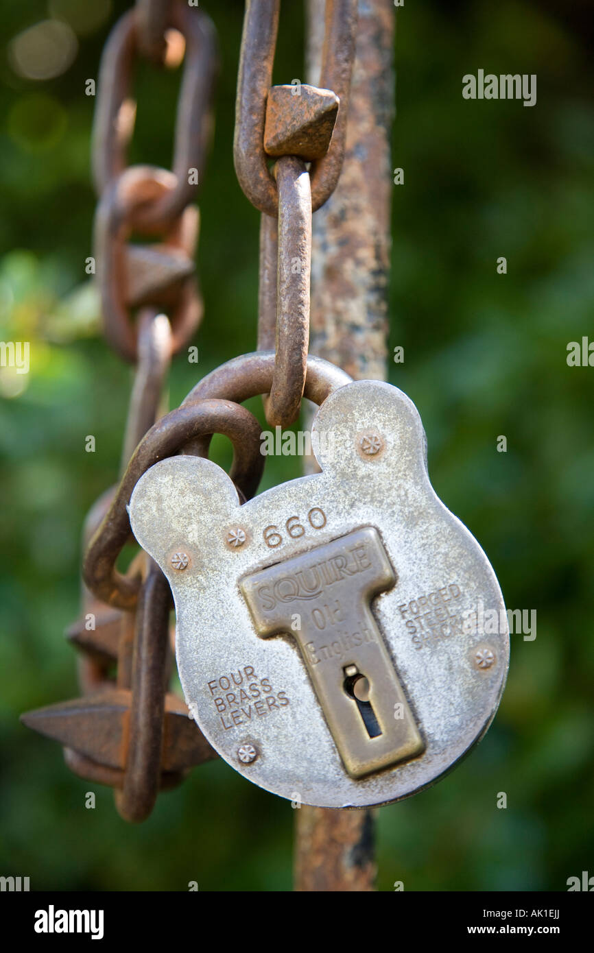 Huge padlock 2024