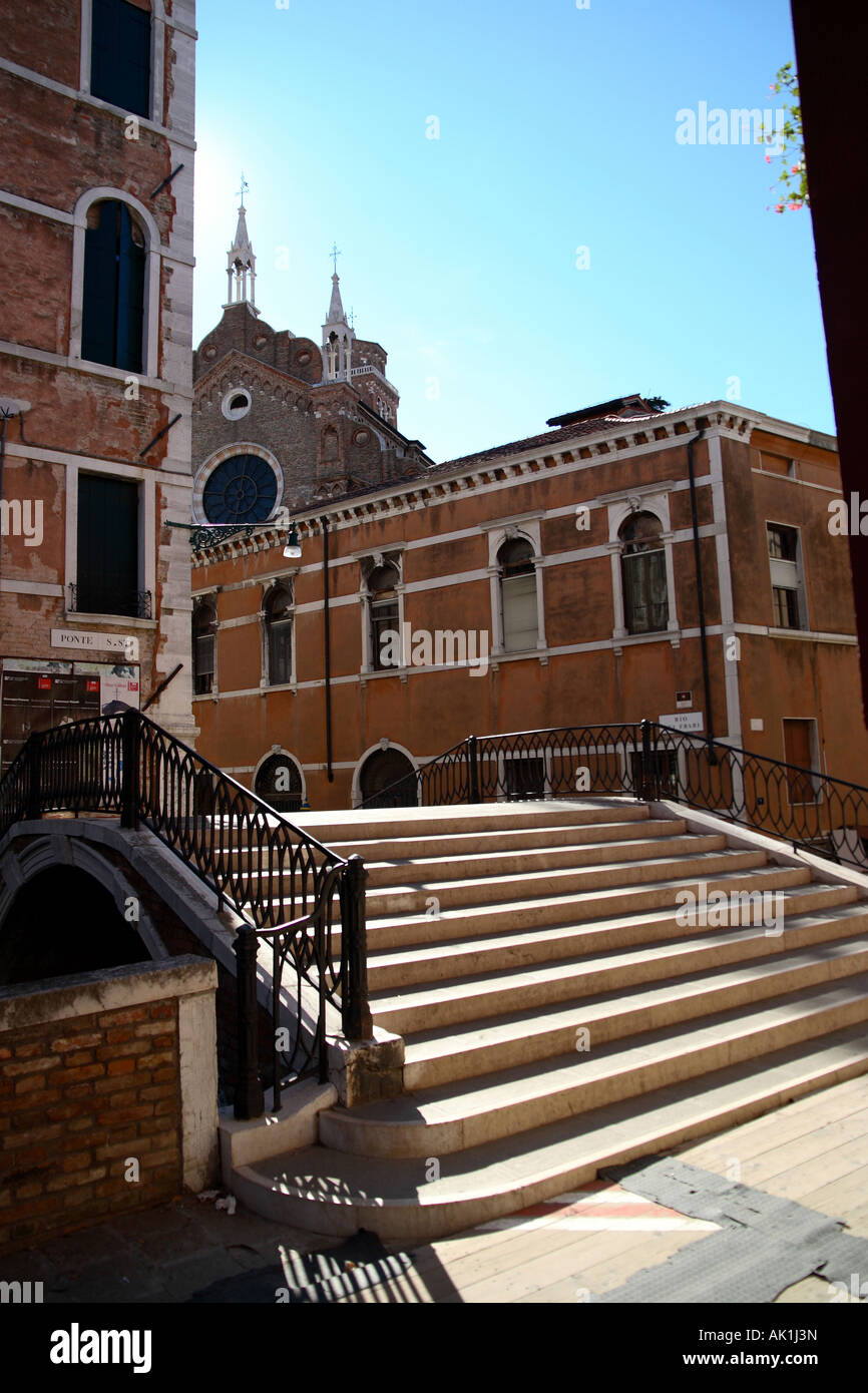 Backstreet canal in venice hi-res stock photography and images - Alamy