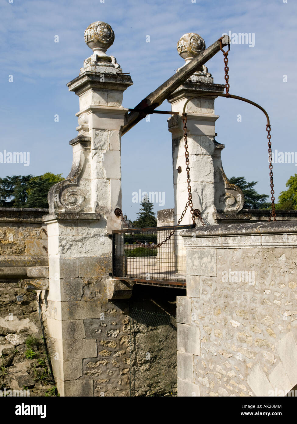 Drawbridge across the moat at Chateau Chenonceau, Indre-et-Loire, France Stock Photo