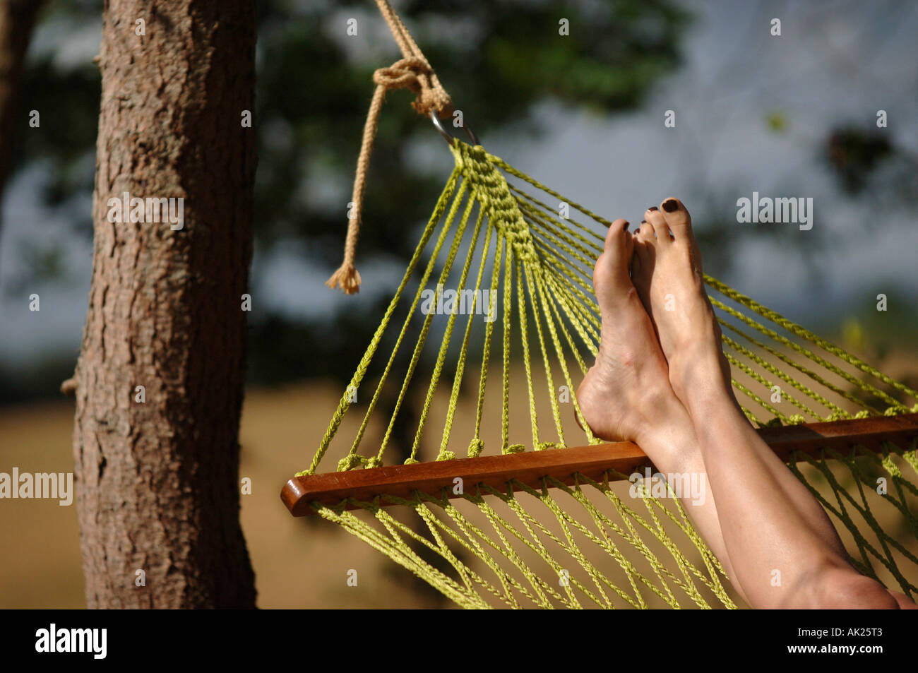 Feet hanging off hires stock photography and images Alamy