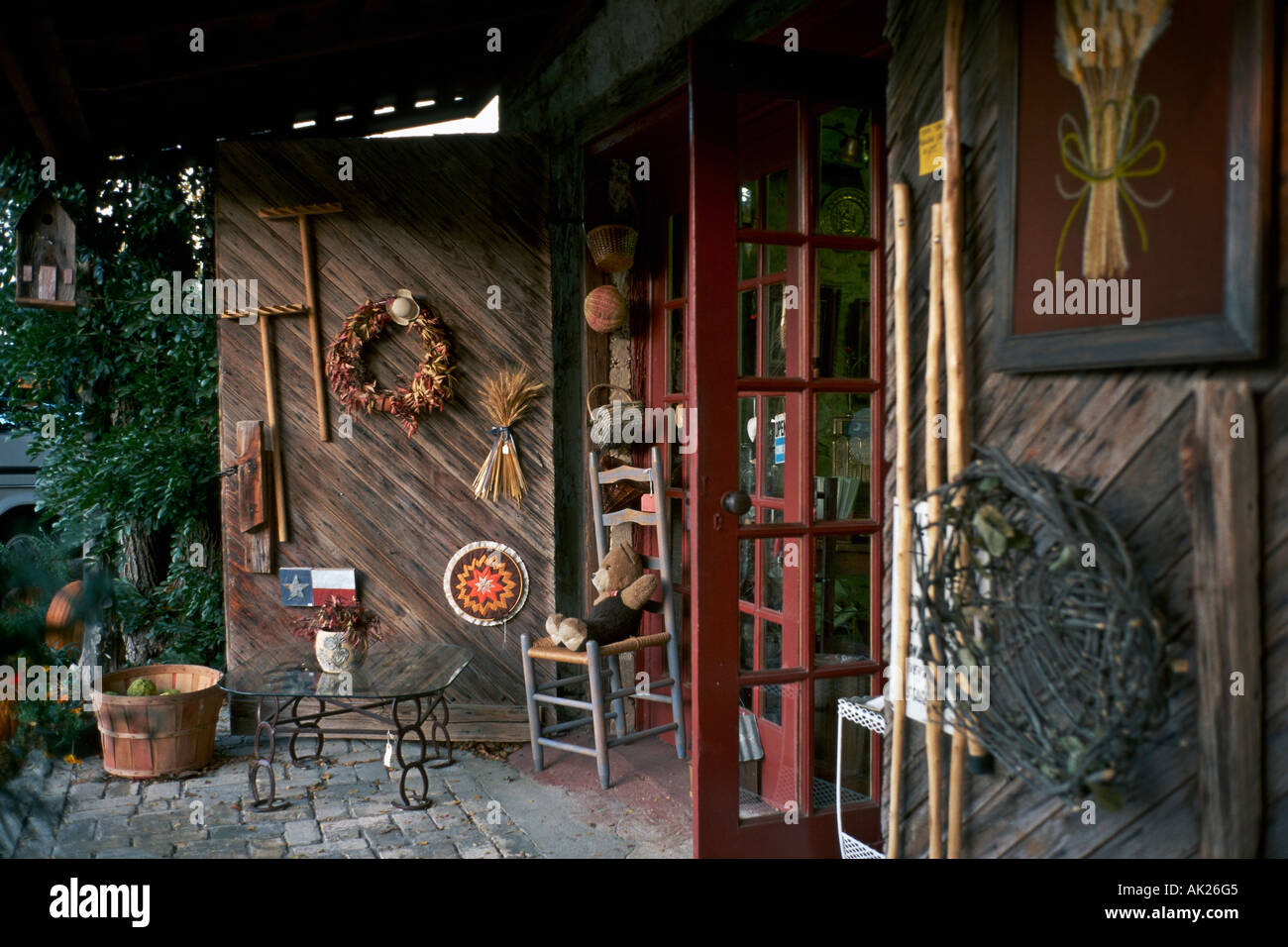 Antique craft hi-res stock photography and images - Alamy