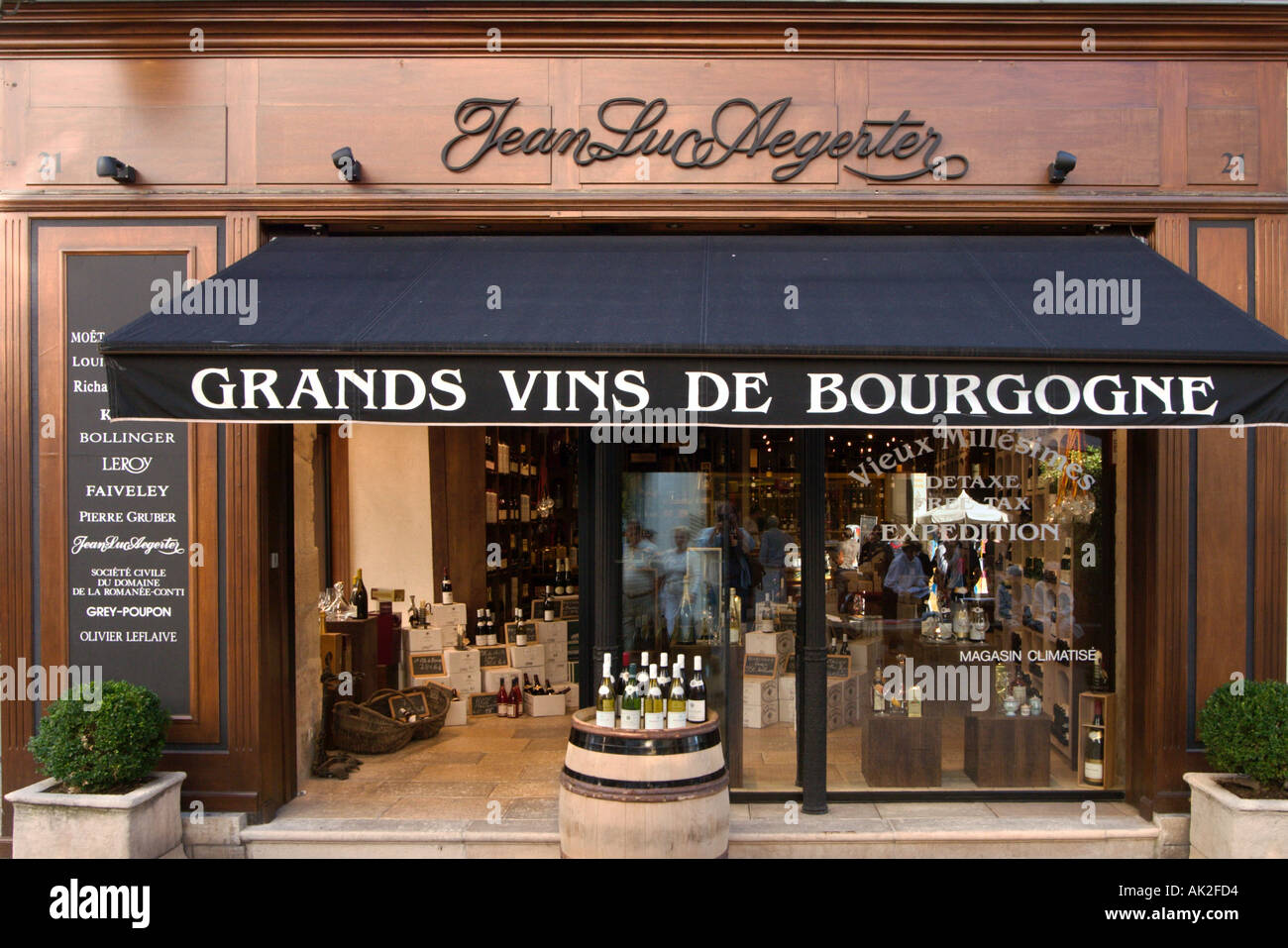 Wine Shop in Beaune, Cote d'Or, Burgundy, France Stock Photo Alamy