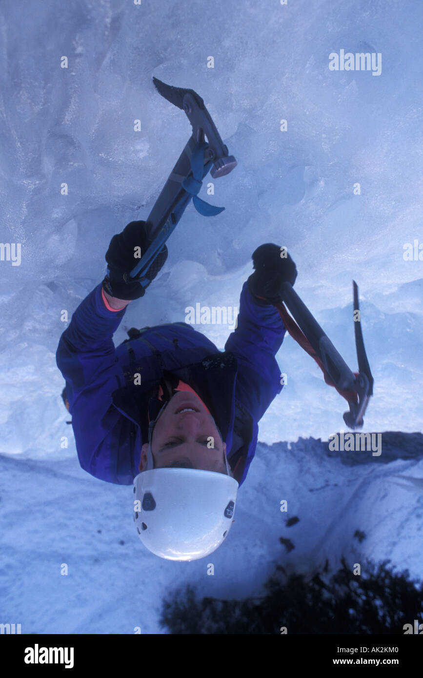 Ice axes tools hi-res stock photography and images - Alamy