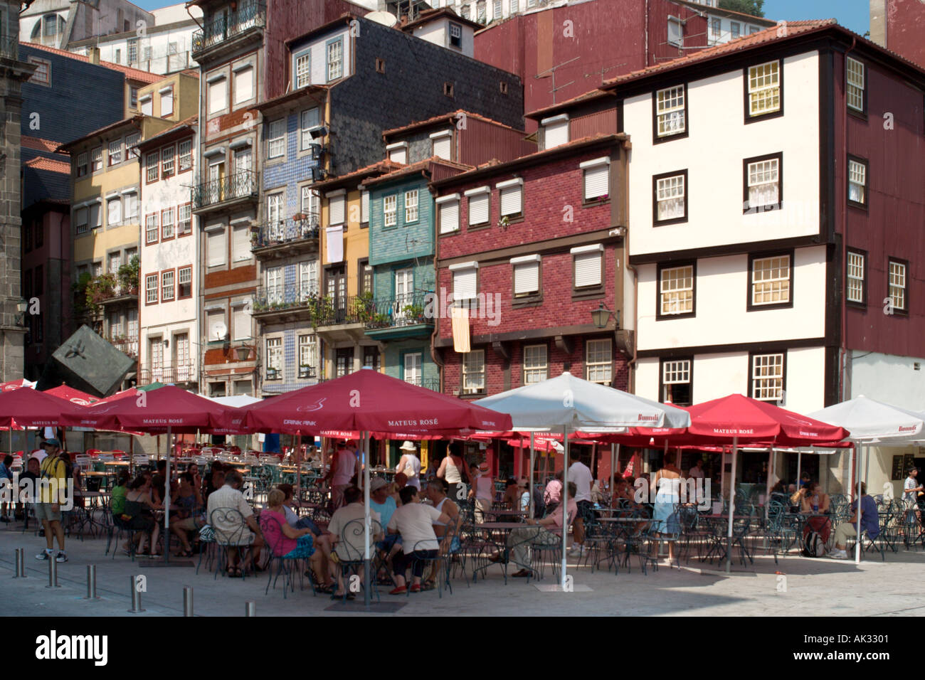 Restaurants and Cafes, Ribeira Quarter, Oporto (Porto), Portugal Stock Photo