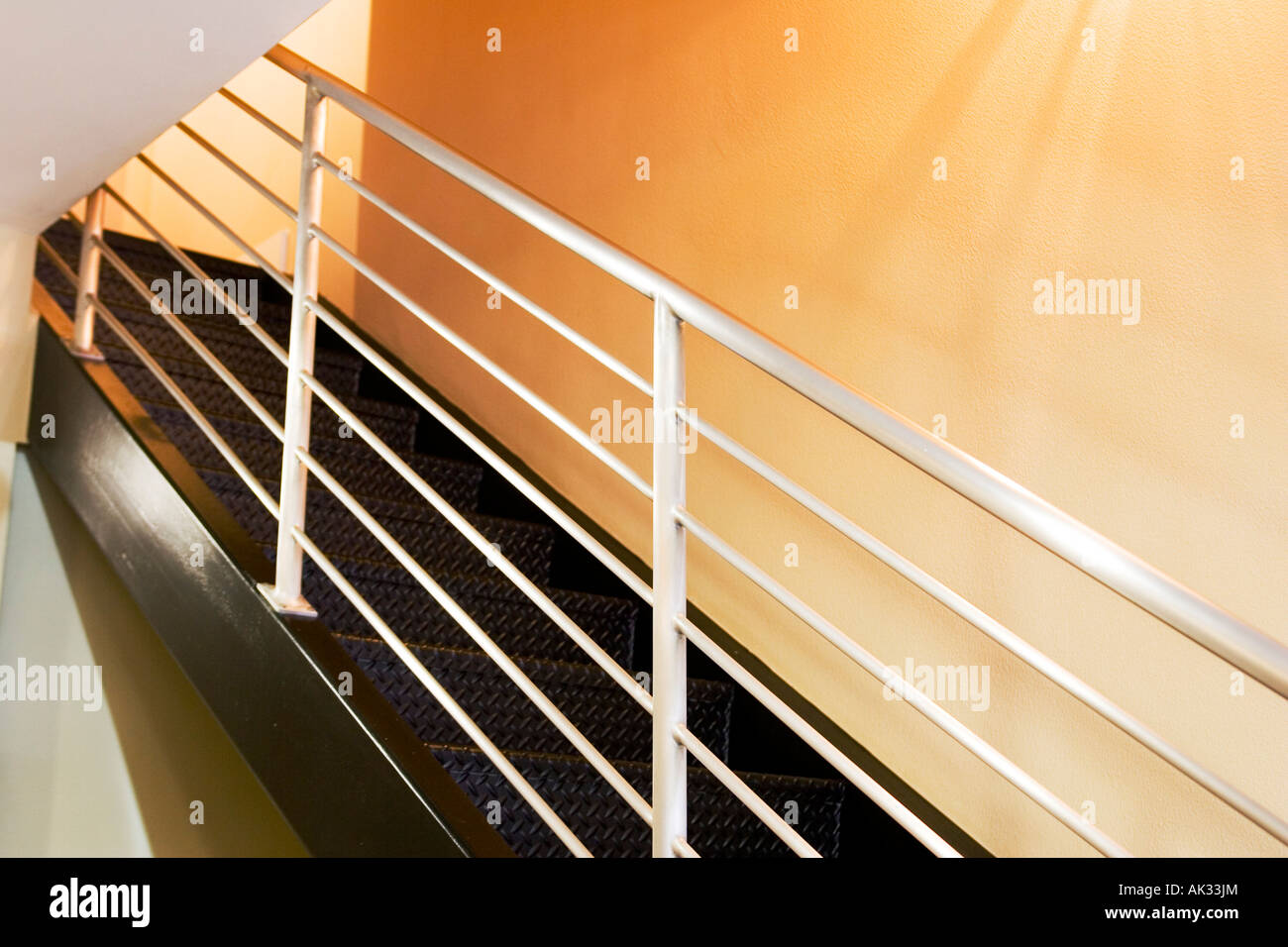 Railing metal parallel hi-res stock photography and images - Alamy