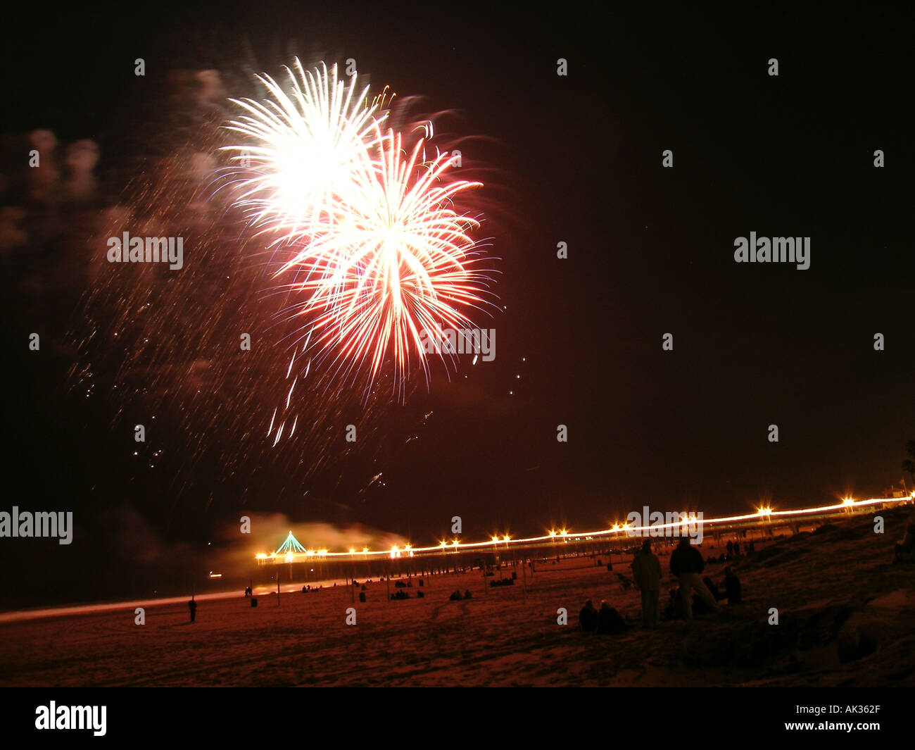 Manhattan beach pier christmas hires stock photography and images Alamy