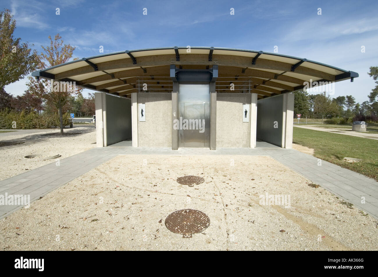 Motorway rest area hi-res stock photography and images - Alamy