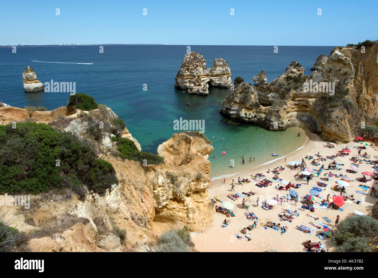 Beach and rock formations at Ponta da Piedade, Lagos, Algarve, Portugal Stock Photo