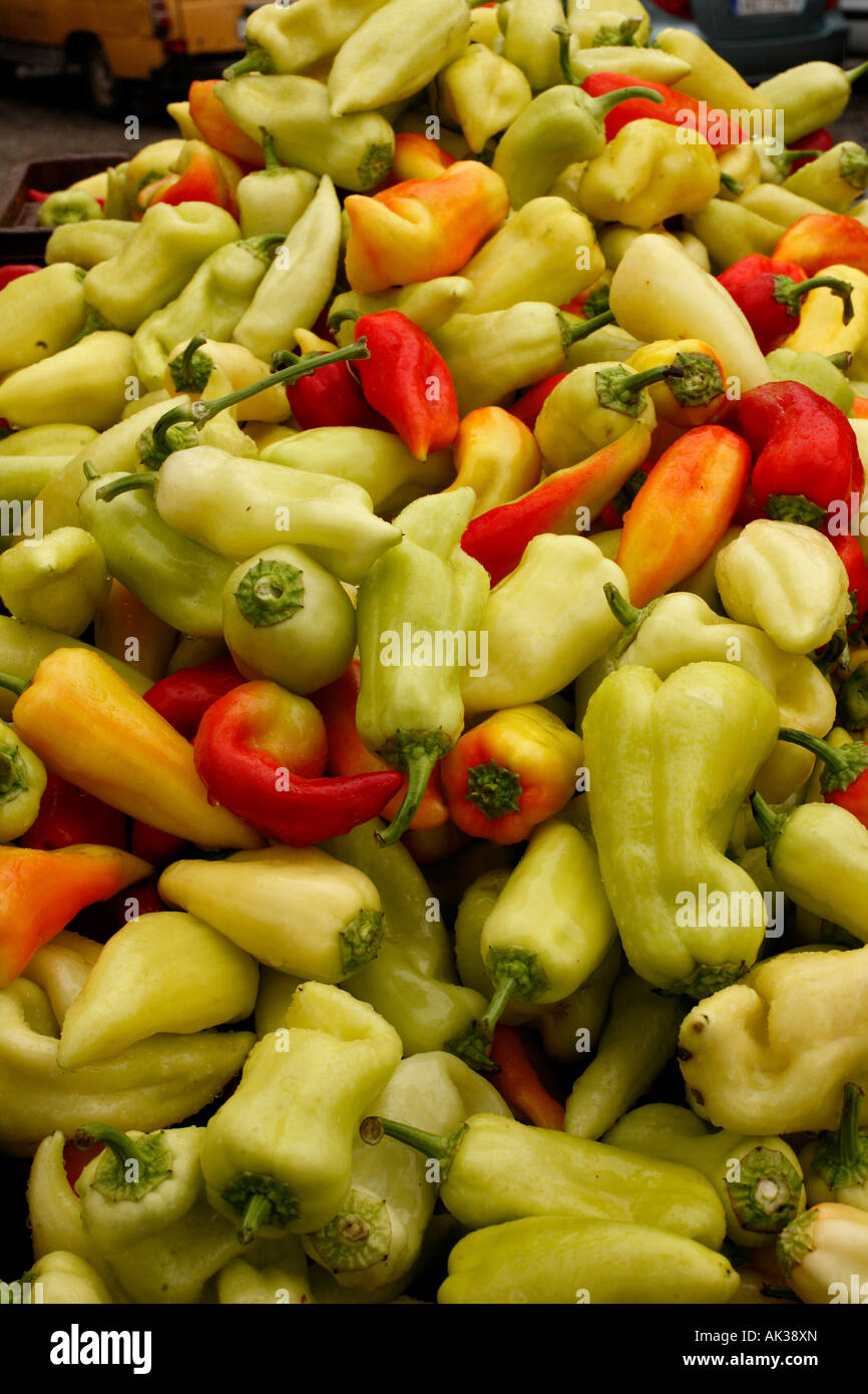 Peppers of the stalls hi-res stock photography and images - Alamy