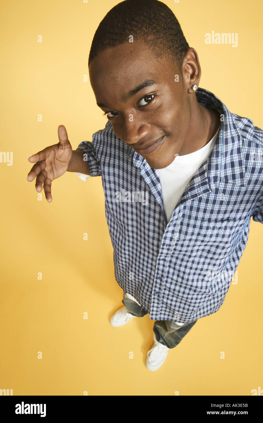 Teenage black boy smiling face hi-res stock photography and images - Alamy