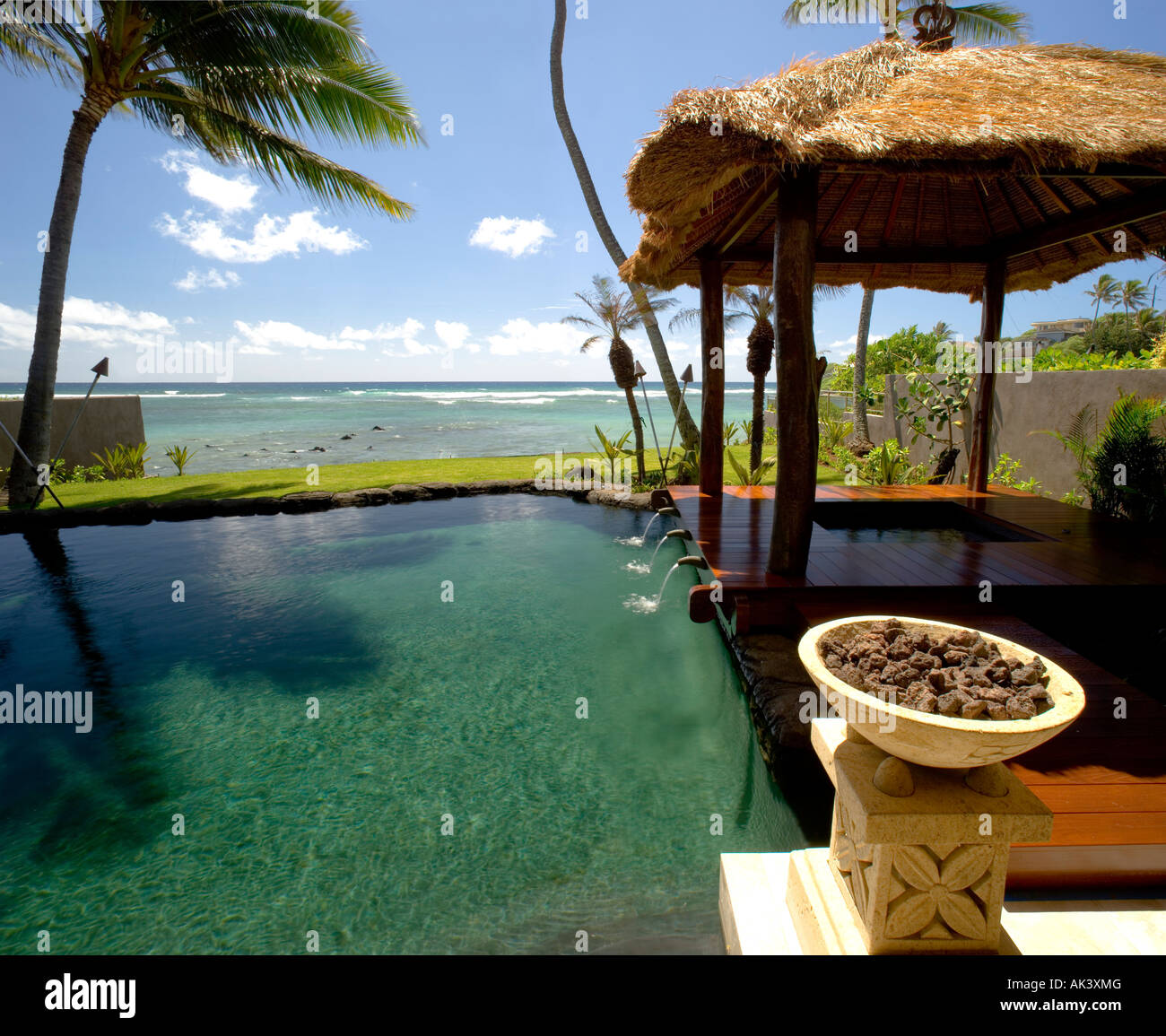 Swimming Pool With Jacuzzi And Cabana Stock Photo - Alamy