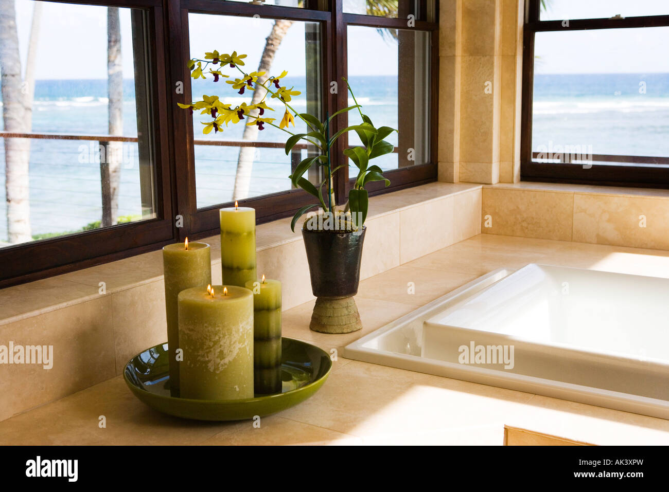 Jacuzzi tub High Resolution Stock Photography and Images Alamy