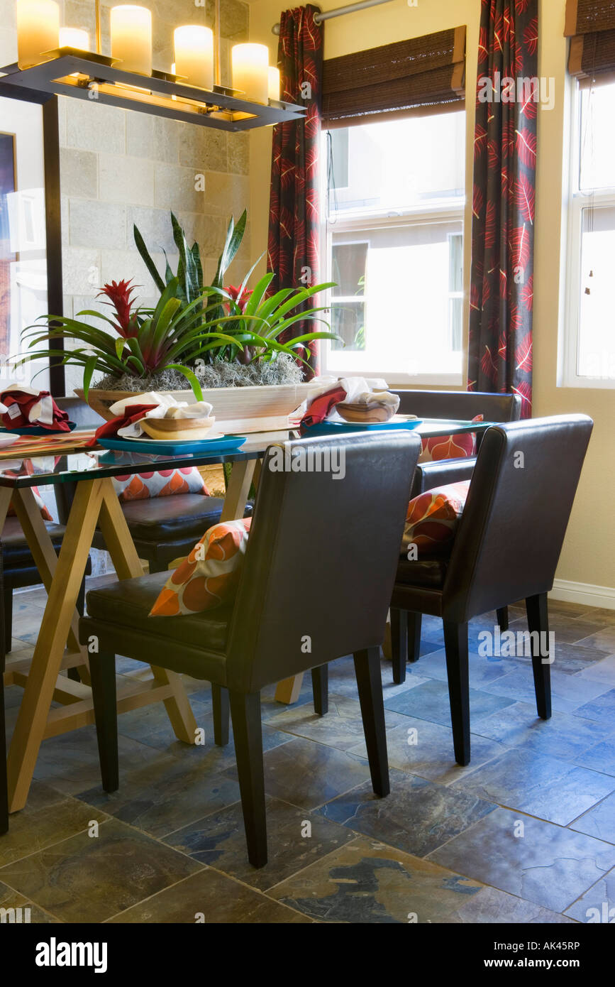 Contemporary Dining Room Set Stock Photo Alamy