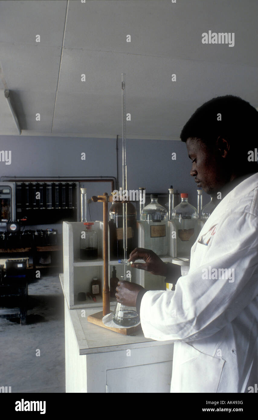 Chemical analysis kenya hires stock photography and images Alamy