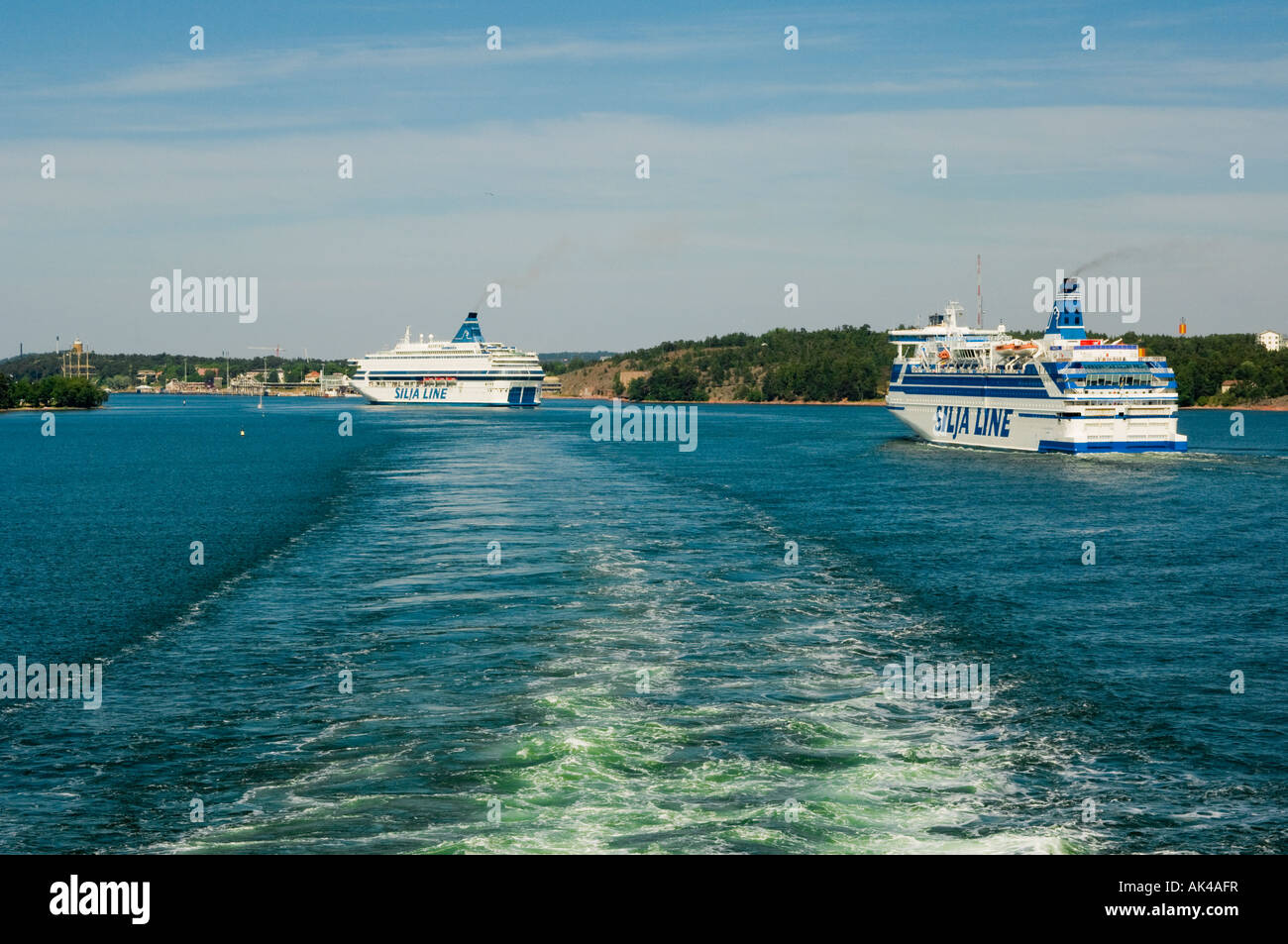 twin-ferries-one-from-sweden-one-from-finland-arriving-at-mariehamn-in