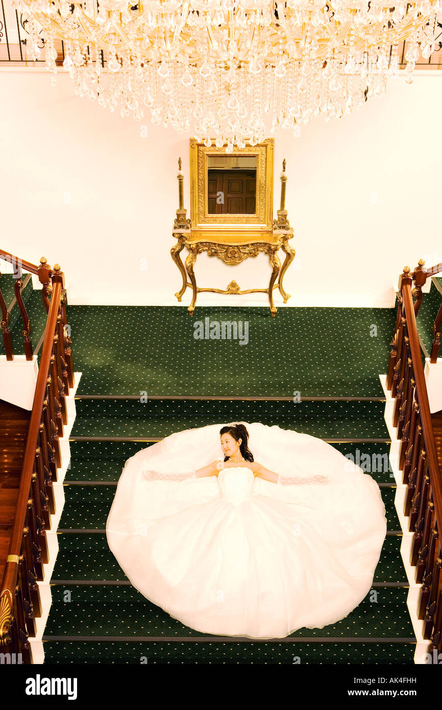 Woman sitting on steps painting hi-res stock photography and images - Alamy