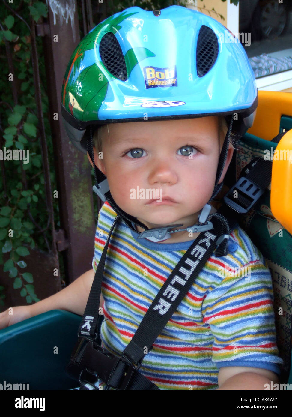 do babies need helmets in bike seats