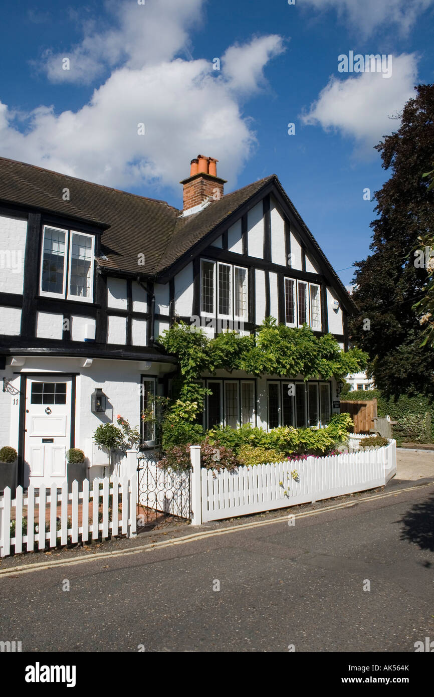 House Exterior in Bray Berkshire Stock Photo Alamy