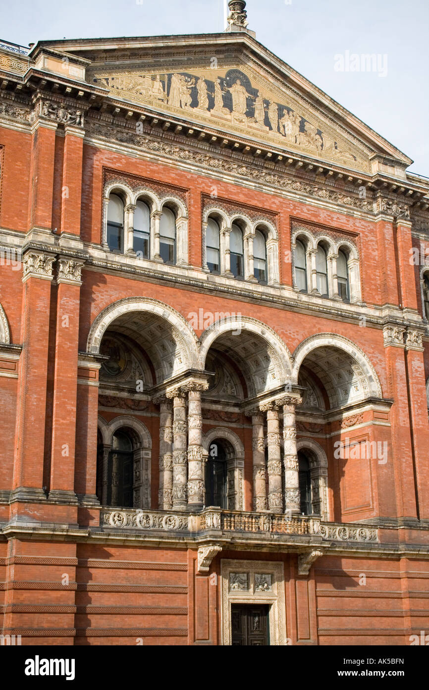 John Madejski Gardens Victoria and Albert Museum London England Stock