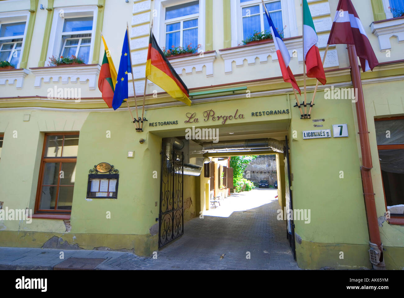 La pergola hi-res stock photography and images - Alamy