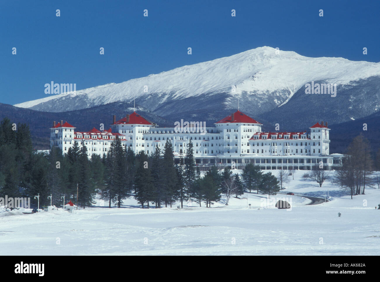 New hampshire winter snow scenic hi-res stock photography and images ...