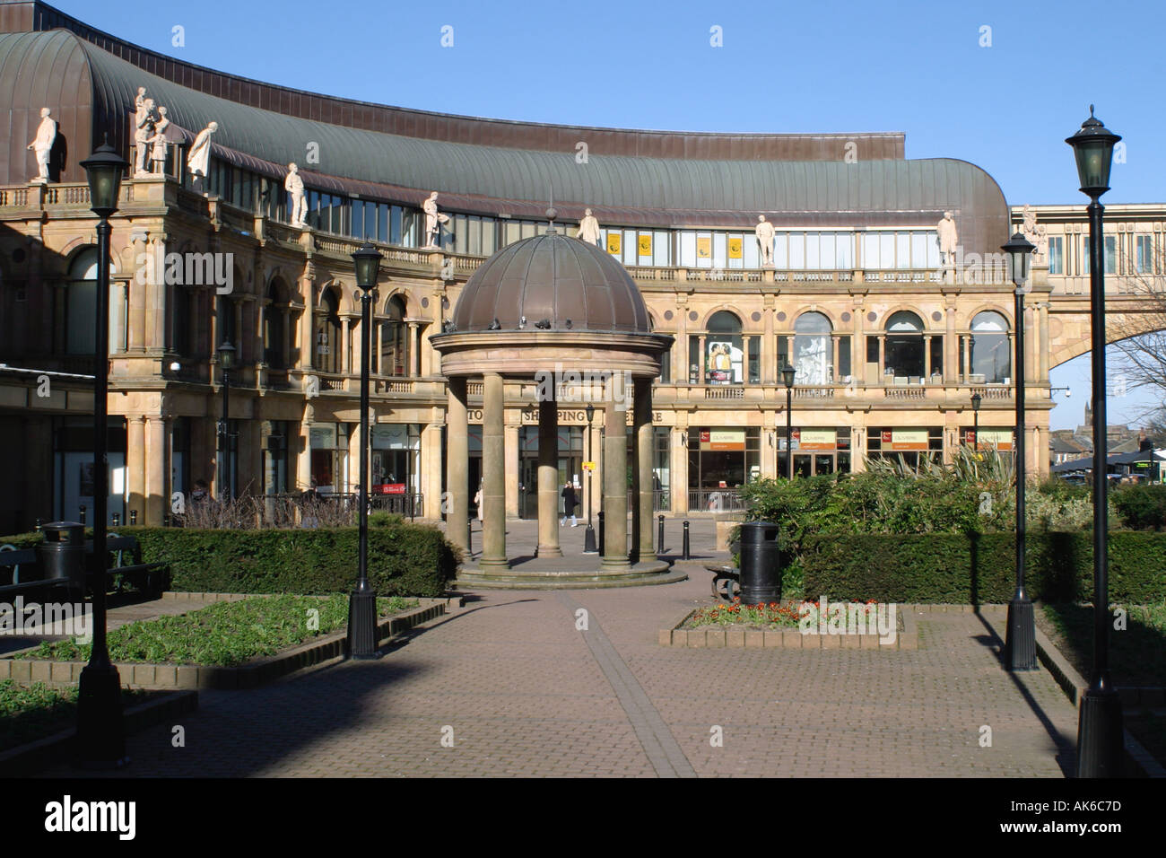 Victoria Gardens Harrogate Yorkshire UK Stock Photo - Alamy