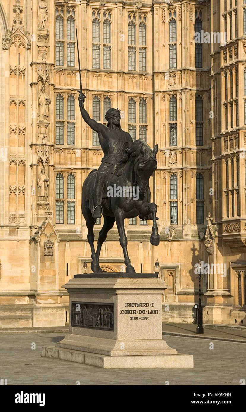 King Richard I Bronze Statue, Houses of Parliament, London England Stock Photo