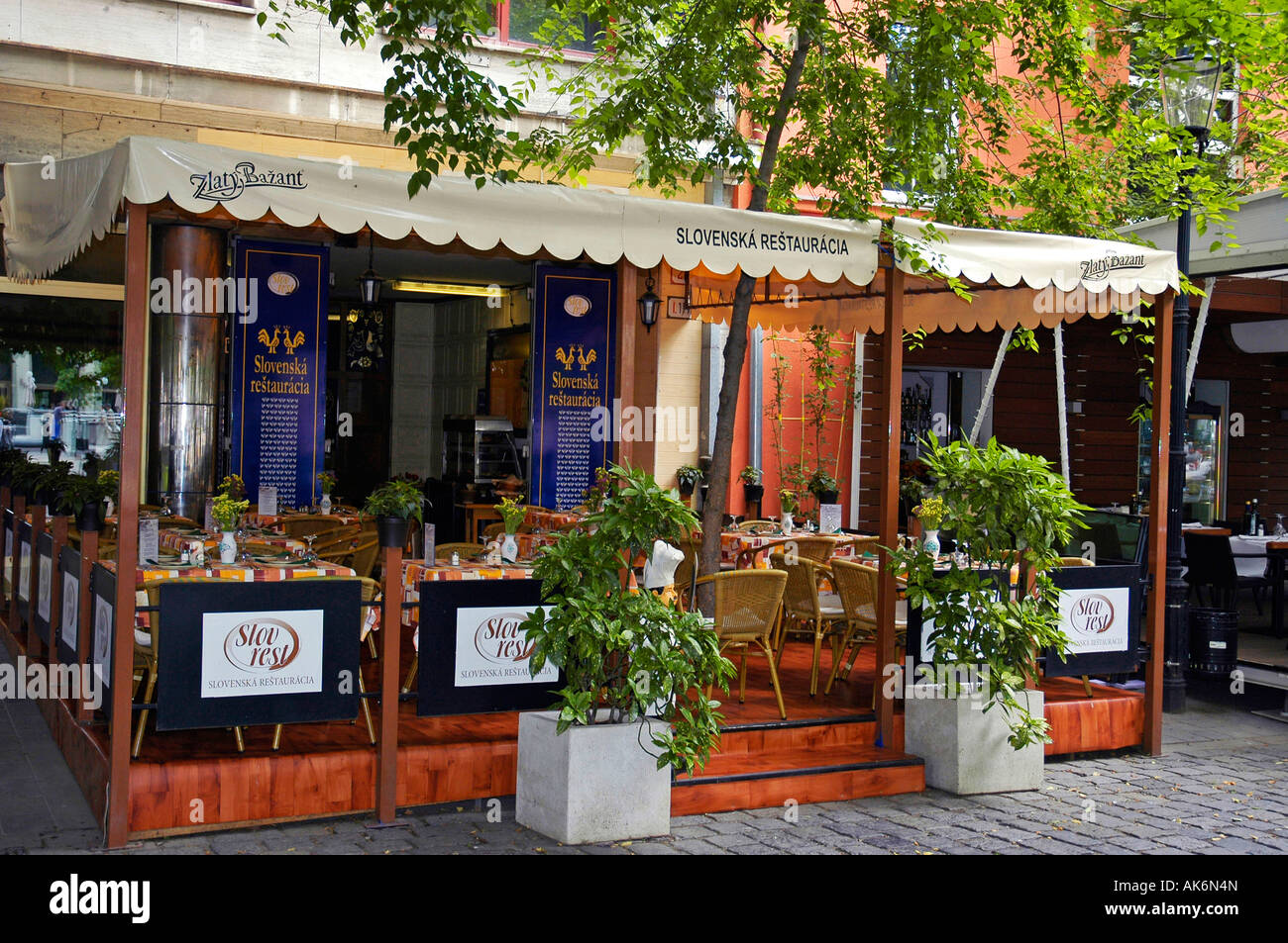 RESTAURACIA BRATISLAVA visual data 4