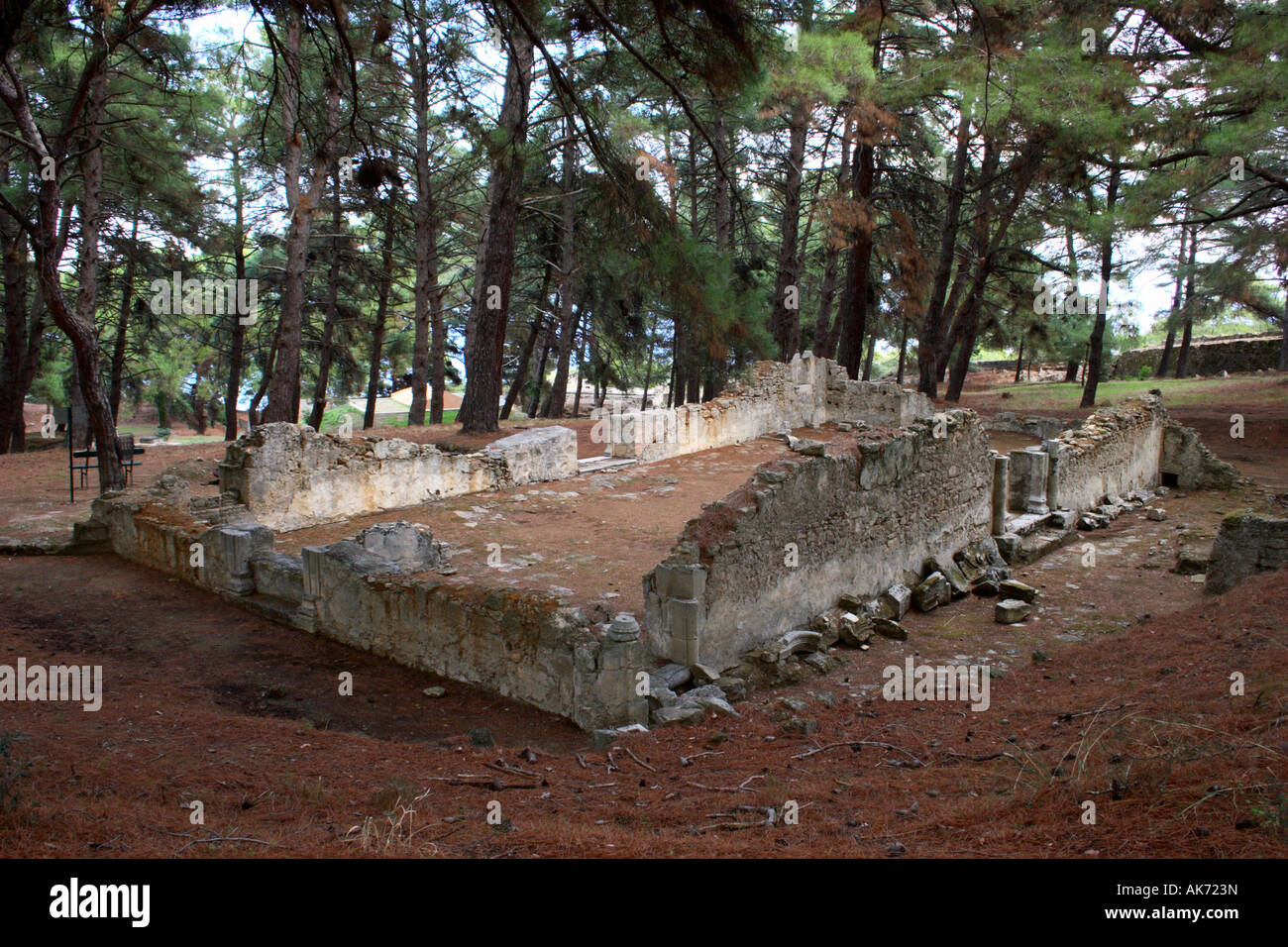 Remains of Agios Ioannis church in Zakynthos Castle, Greece Stock Photo -  Alamy