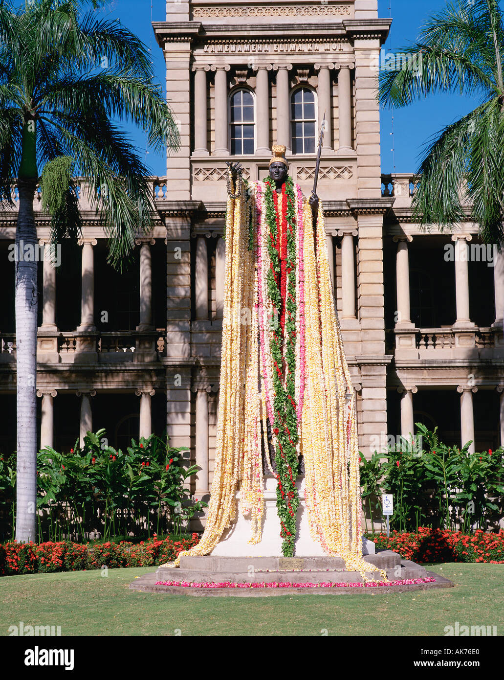 Kamehameha statue hi-res stock photography and images - Alamy