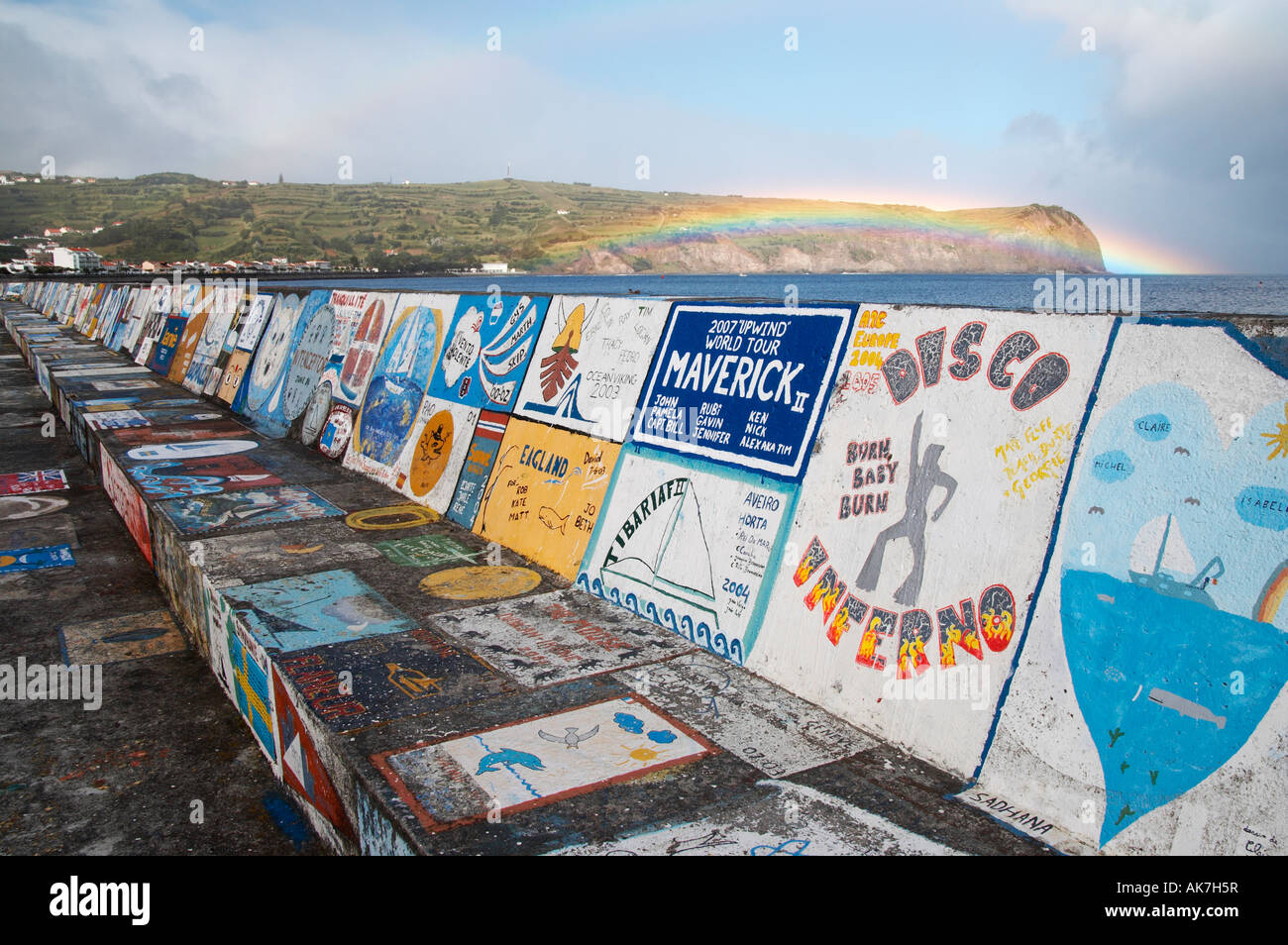 Azores marina wall horta faial hi-res stock photography and images