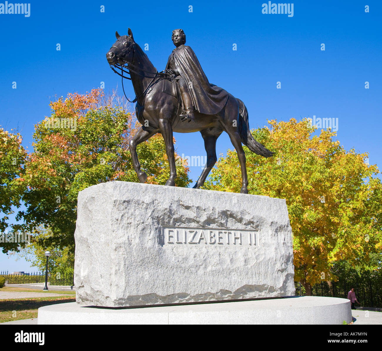 Queen Elizabeth Ii Statue Stock Photos & Queen Elizabeth Ii Statue