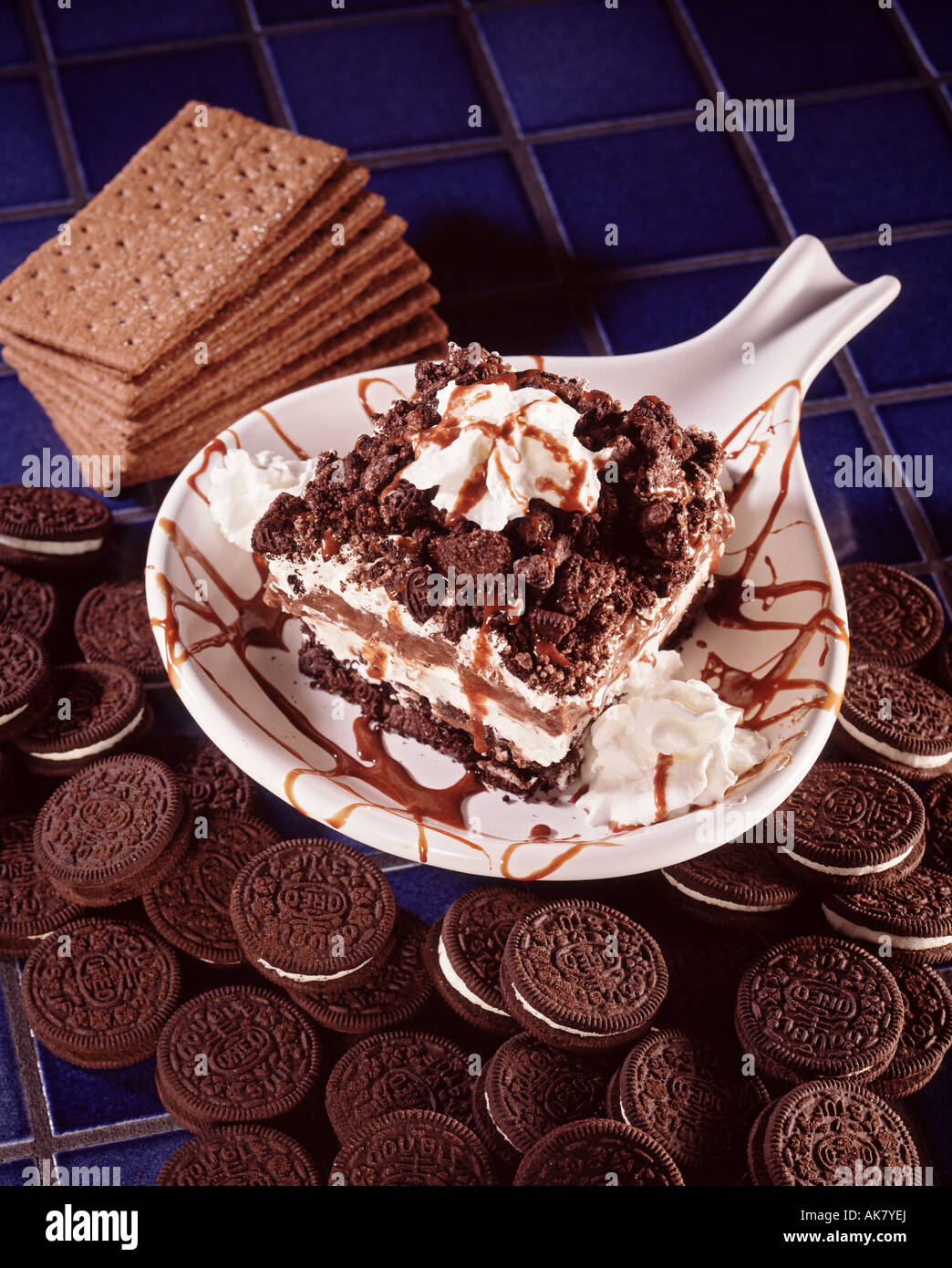 holiday celebration special dessert graham cracker oreo cookie ice