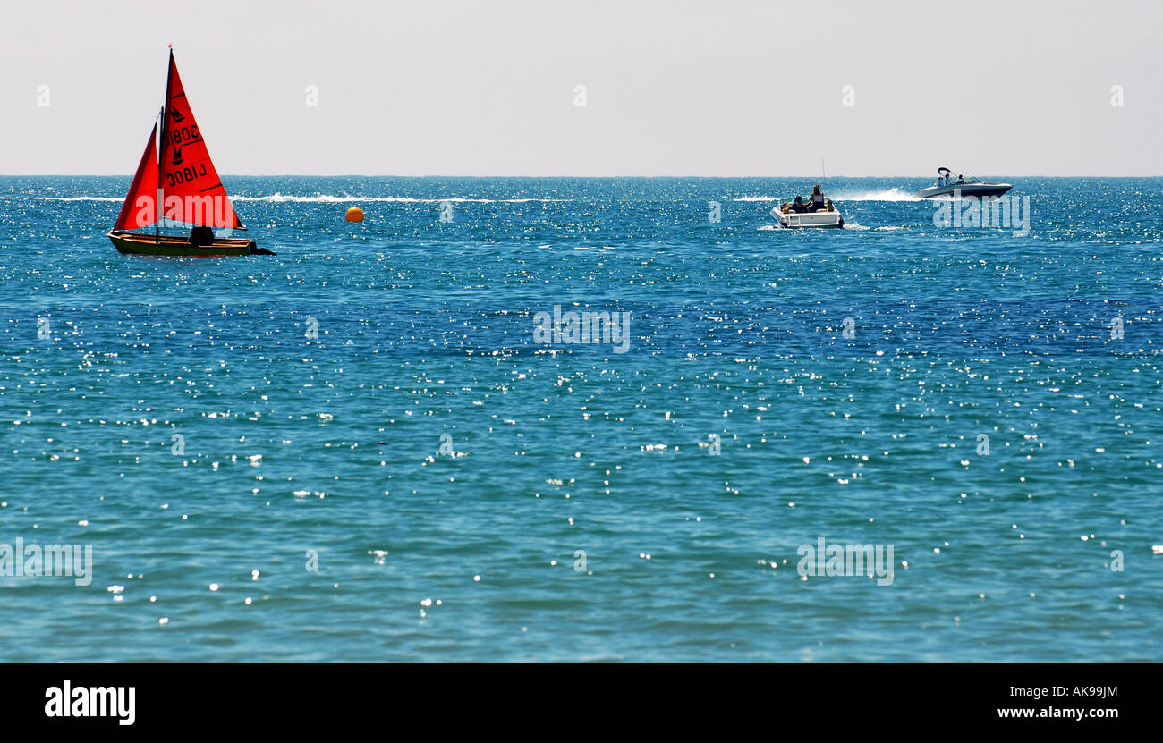 WATER SPORTS ENTHUSIASTS ENJOY SUNNY WEATHER IN TREARDDUR BAY ON
