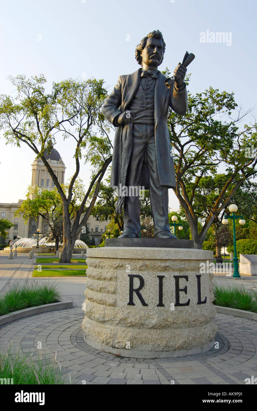 Louis Riel Statue Winnipeg Stock Photos & Louis Riel Statue Winnipeg