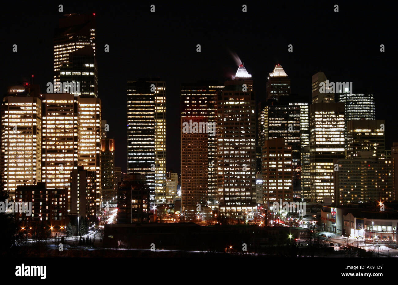 Calgary city scape hi-res stock photography and images - Alamy