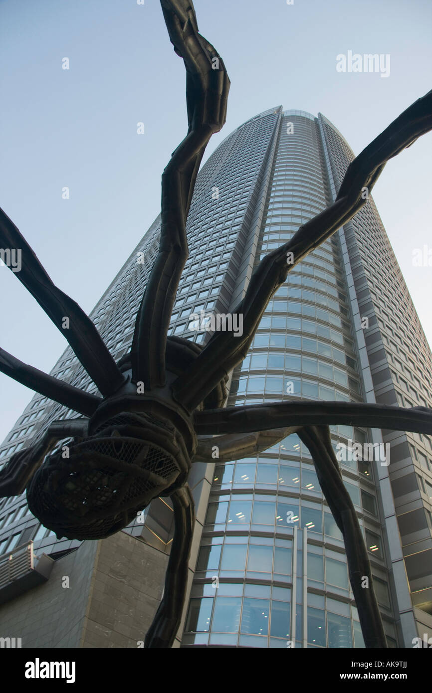 Maman Spider Sculpture By Louise Bourgeois Stock Photo Alamy maman-spider-sculpture-by-louise-bourgeois-stock-photo-alamy